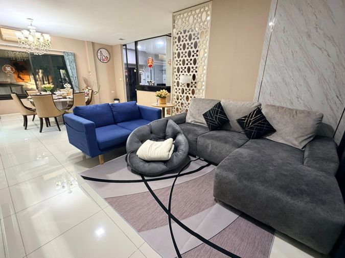 ให้เช่าบ้านเดี่ยว 4 ห้องนอน 350 ตร.ม. 133.8 ตร.ว. มัณฑนา พระราม 9 - ศรีนครินทร์
