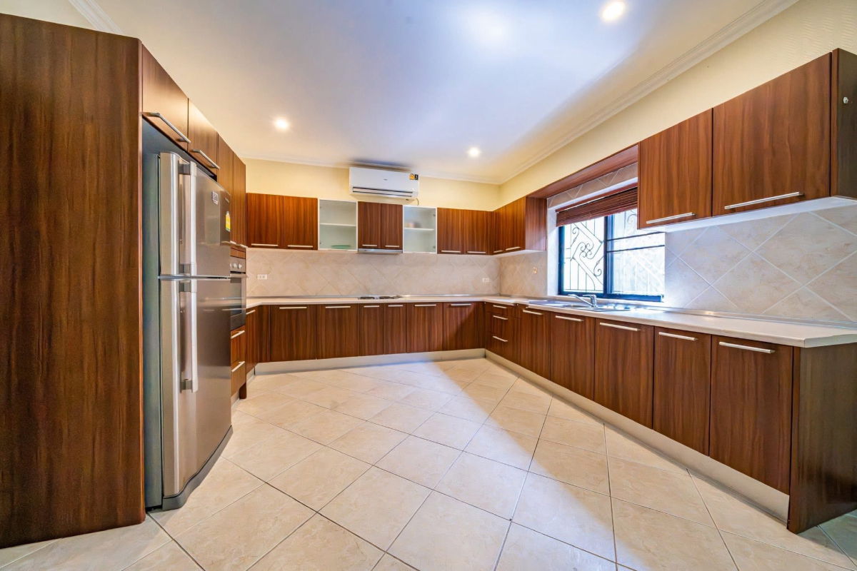 รูป ขายวิลล่าหรูโครงการทำเลทองพระตำหนัก! เดินไปทะเลได้เพียง 400 เมตร! | หมู่บ้านสงบ ร่มรื่น และเป็นส่วนตัวที่สุด - รูปที่ 11/15