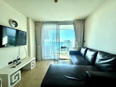 คอนโด ถนนพัทยาสาย 3 : The Cliff Cozy Beach Condo for Sale at Pratumnak, Pattaya