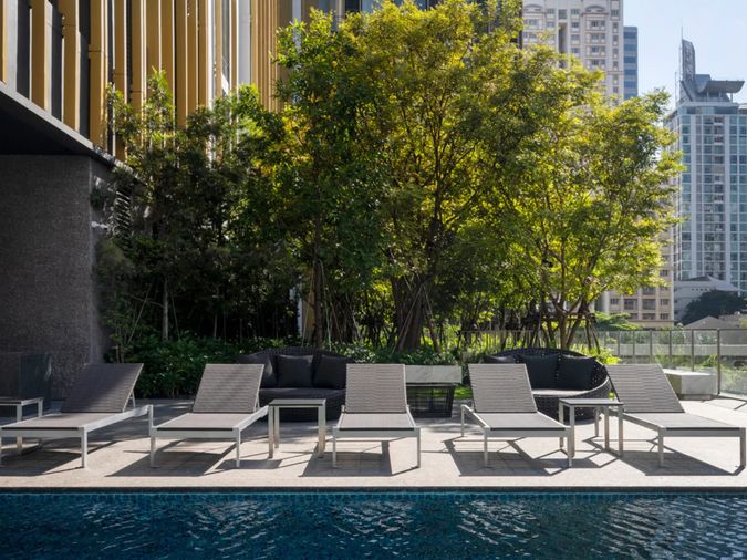 1 นอน 33.73 ตร.ม. ชั้นสูง 25+ บนทำเลดีใกล้ BTS อโศก & MRT สุขุมวิท 550 ม. ที่คอนโด Noble BE19 / ให้เช่าคอนโด