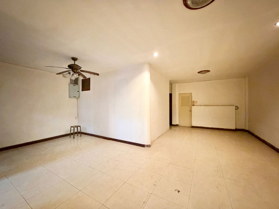 รูป ขายอาคารพาณิชย์ 2 คูหา ทำเลเมืองเก่าหายาก ใกล้ข้าวสาร วัดบวร สนามหลวง - รูปที่ 8/18