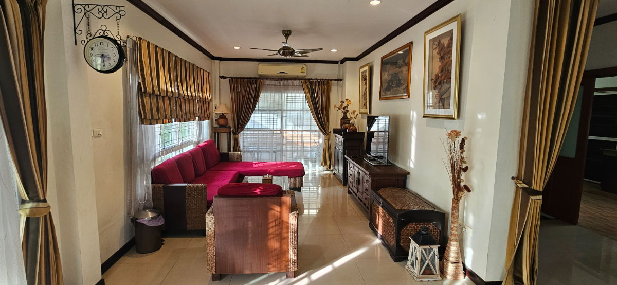 รูป 🎉 ขายบ้านเดี่ยว 2 ชั้น พร้อมที่ดิน เฟอร์นิเจอร์ และเครื่องใช้ไฟฟ้าครบ พร้อมเข้าอยู่! 🏡 - รูปที่ 13/30