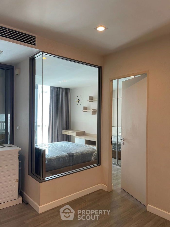 picture 1-BR Condo at The Room Bts Wongwianyai near BTS Wongwian Yai (ID 1466357) - 2/25