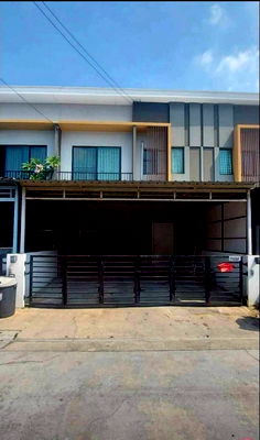 ทาวน์โฮมให้เช่า : ให้เช่าทาวน์เฮ้าส์ 2 ชั้น หมู่บ้านเดอะคอนเน็ก พัฒนาการ ใกล้รถไฟฟ้าสายสีเหลือง (N.1954)