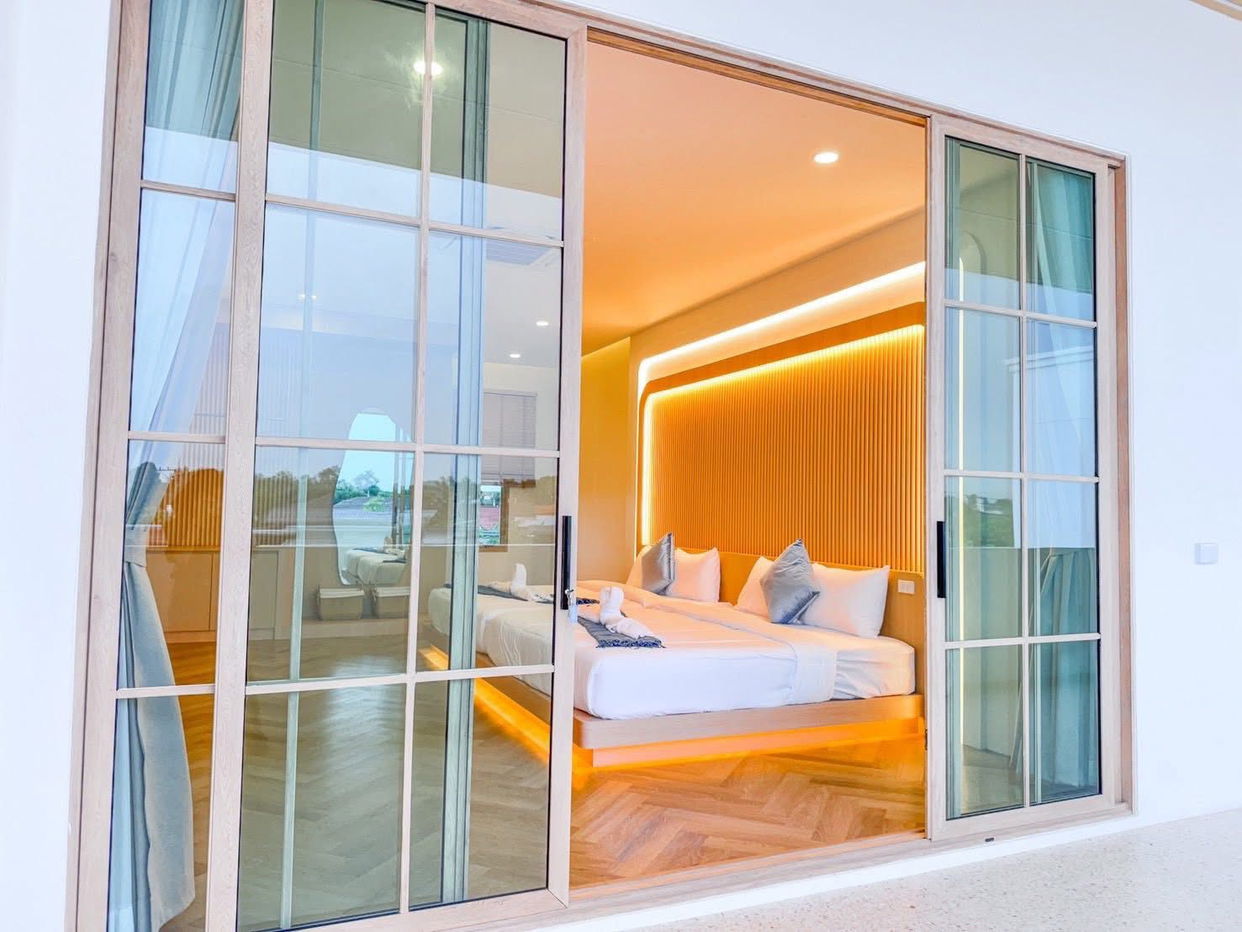 picture Pool Villa 5 Bedroom for Sale in East Pattaya - 9/19