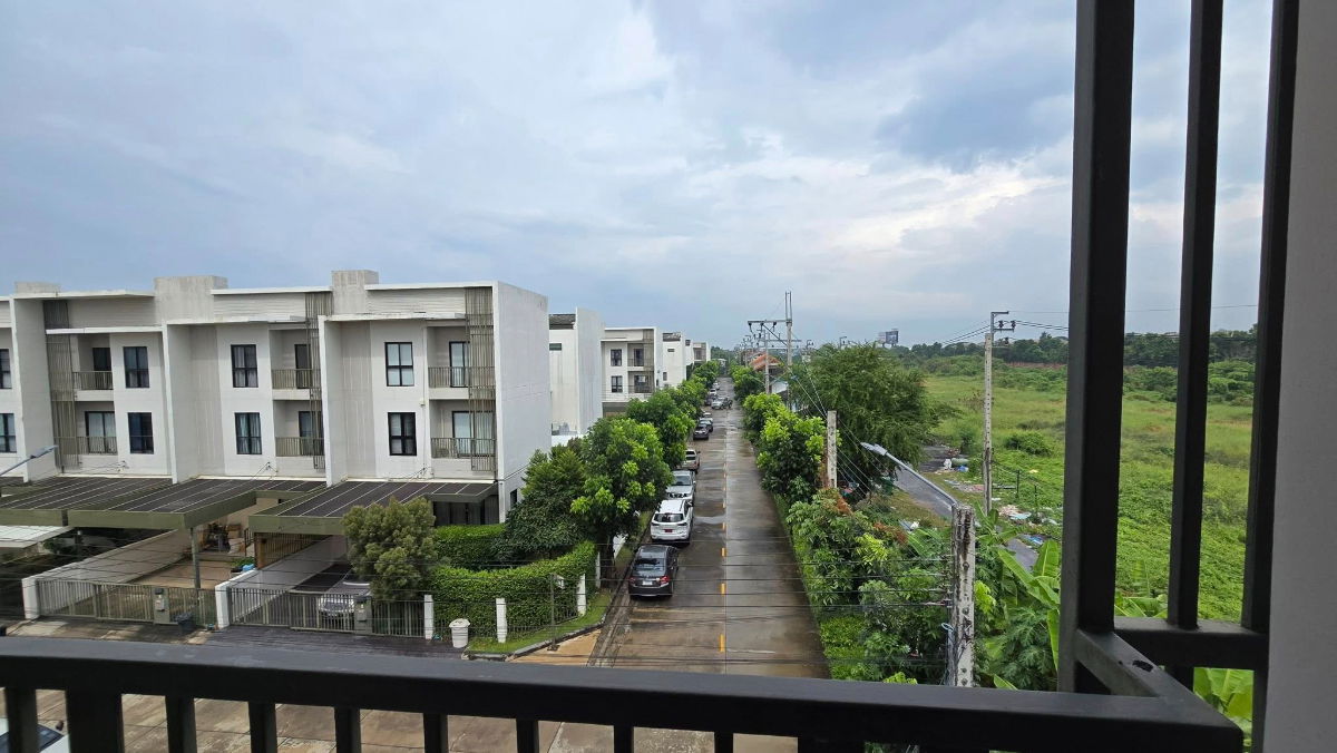 รูป UV01892 - Villa Albero Rama 9 - Srinakarin - รูปที่ 10/11