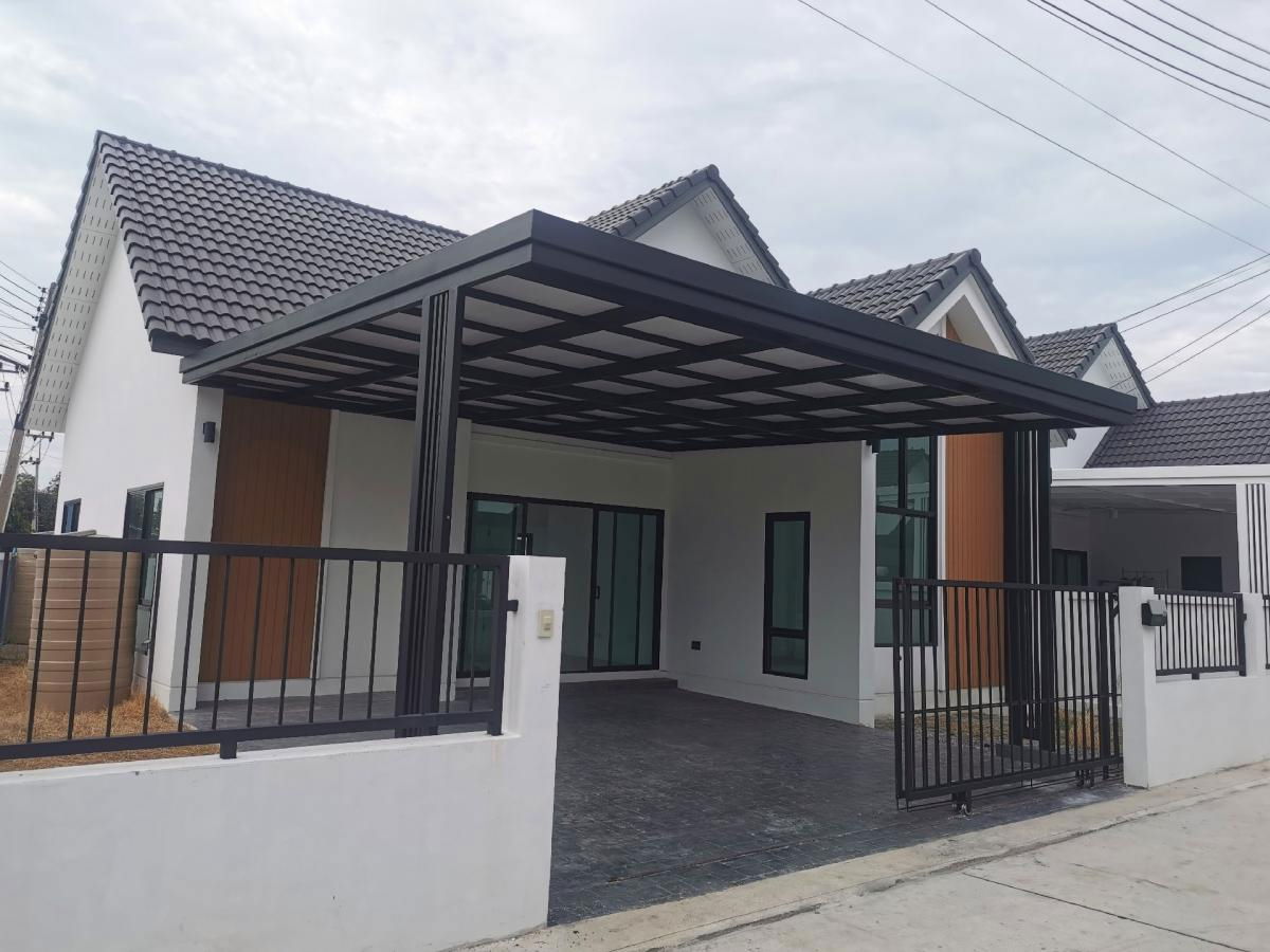 รูป 🏡 ขายบ้านสร้างใหม่ ทำเลดี "คีรี ห้วยกะปิ - บางแสน" 🌿 - รูปที่ 2/10