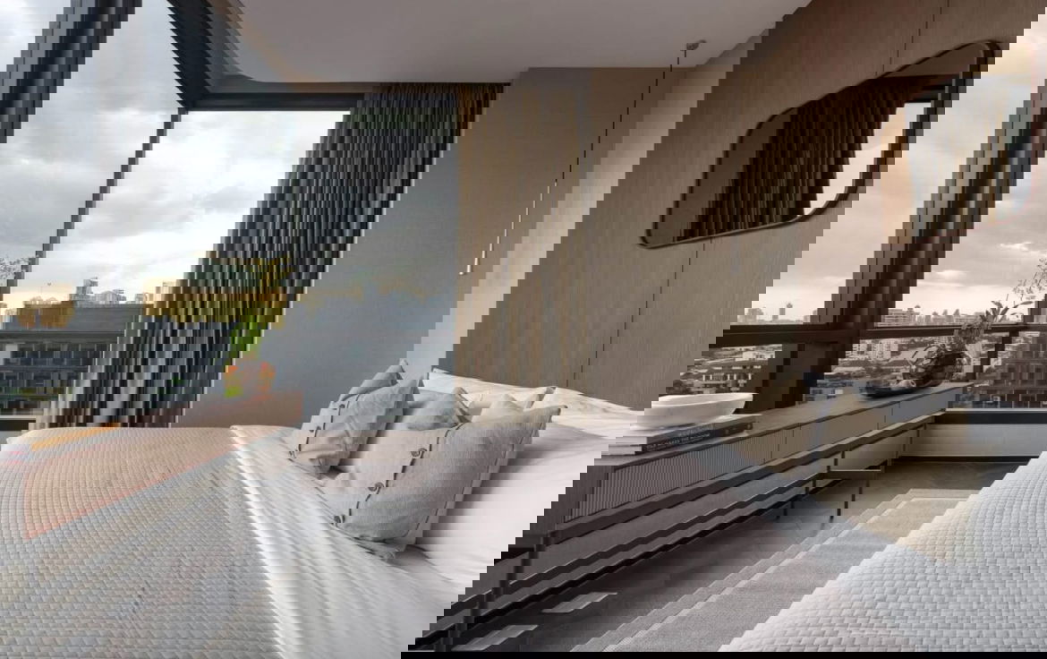 รูป  📌✅ให้เช่า คอนโด The ESSE Sukhumvit 36 -1ห้องนอน 1 ห้องน้ำ  | 0 m to BTS Thonglor — 10 units Designer-finished, fully  - รูปที่ 1/7