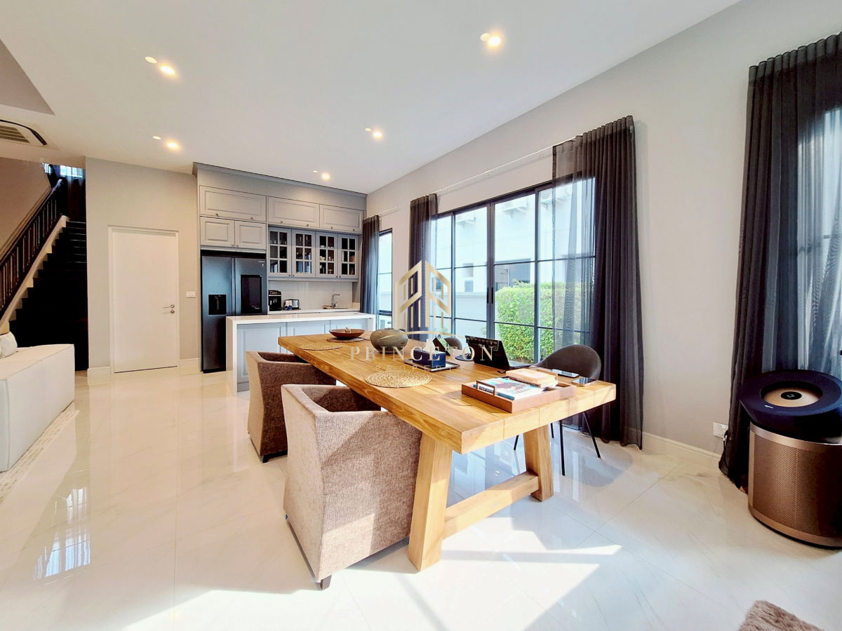 รูป ให้เช่า บ้านหรูสไตล์คฤหาสน์ นาราสิริ กรุงเทพกรีฑา - รูปที่ 15/29