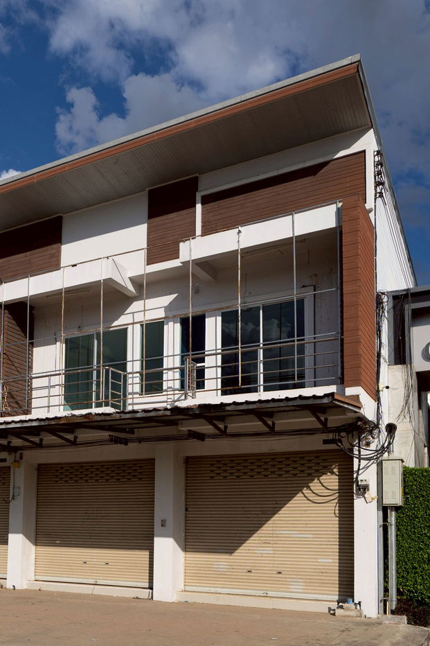 รูป อาคารพาณิชย์ 2 คูหา ห้องมุม หน้าโรงแรม 4 ดาว ทางไปสนามช้าง - รูปที่ 9/12