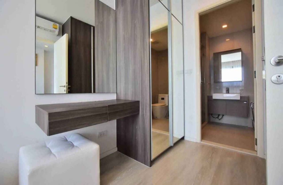 picture Quinn Ratchada                       17  - 4/8