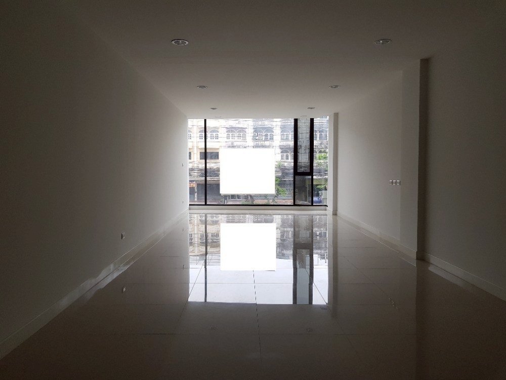 รูป LTH13909 – Commercial for Sale | The Master Reflection @ BTS Onnut | 265 sqm | 4 Rooms 4 Baths | Near BTS On Nut | 18.5 MB | อาคารพาณิชย์ขาย เดอะ มาสเตอร์ รีเฟล็กชั่น - รูปที่ 3/9