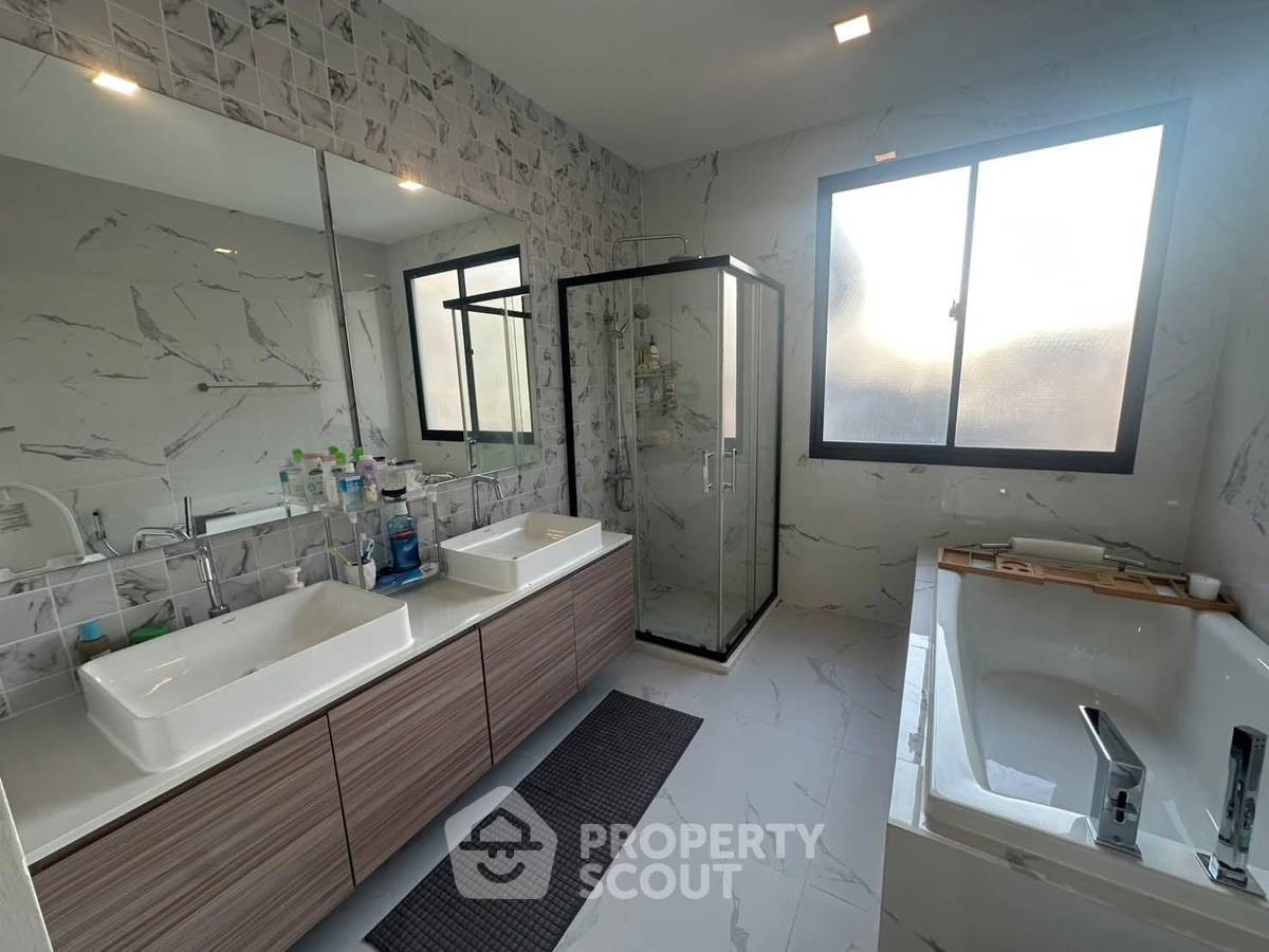 รูป ทาวน์เฮ้าส์ 6-ห้องนอน ที่ พาทิโอ รัชโยธิน ใกล้ BTS เสนานิคม (ID 2483198) - รูปที่ 31/36