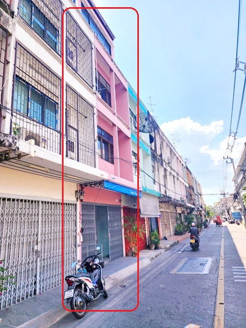 รูป เทอร์มินอล 21 พระราม 3 2.7กม. 6นอน 2น้ำ อาคารพาณิชย์ให้เช่า 4 ชั้น สาธุประดิษฐ์28-38 เซ็นทรัล พระราม3 550ม. - รูปที่ 1/8