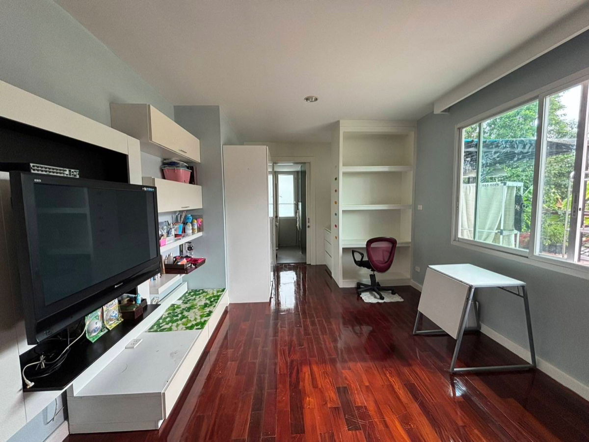 รูป ให้เช่า บ้านเดี่ยว ลาดพร้าว 2 ที่ดิน 200 วา 3นอน รีโนเวทใหม่ เพียง 1 km  ถึง CDC  - รูปที่ 19/25