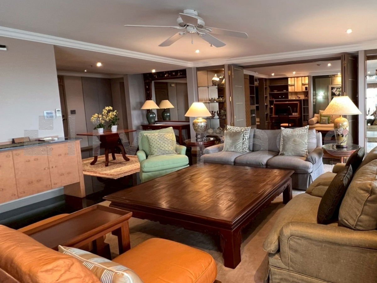 รูป ▚ LE229ツ ให้เช่า Sathorn Park Place ห้องใหญ่ไซส์คฤหาสน์ใจกลางสาทร! 2 นอน 236 ตร.ม. เป็นส่วนตัวที่สุดทั้งโครงการมีเพียง 131 ยูนิต เพียง 100K!! - รูปที่ 3/15