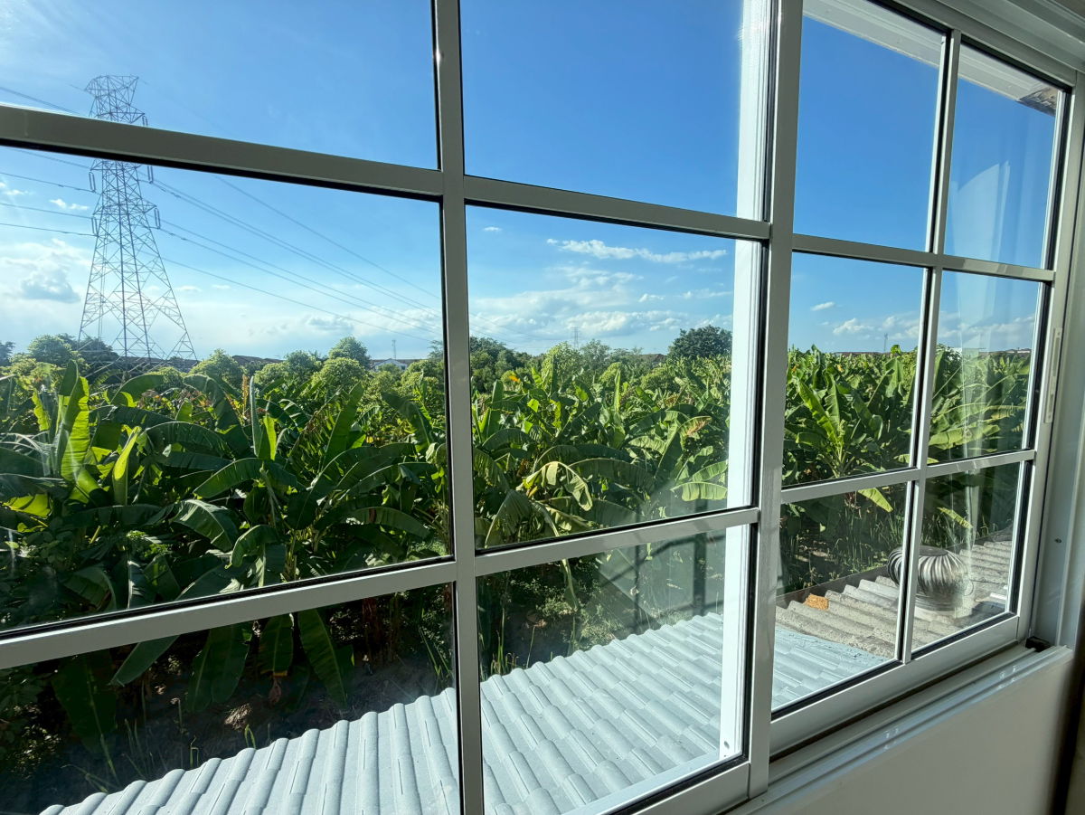 รูป ทาวน์เฮ้าส์ รีโนเวทใหม่ ทำเลดี หมู่บ้าน เคซี.รามอินทรา 4  ซ.หทัยราษฎร์ 39 ถ.หทัยราษฎร์ คลองสามวา  แถมเฟอร์นิเจอร์ พร้อมอยู่ - รูปที่ 16/21