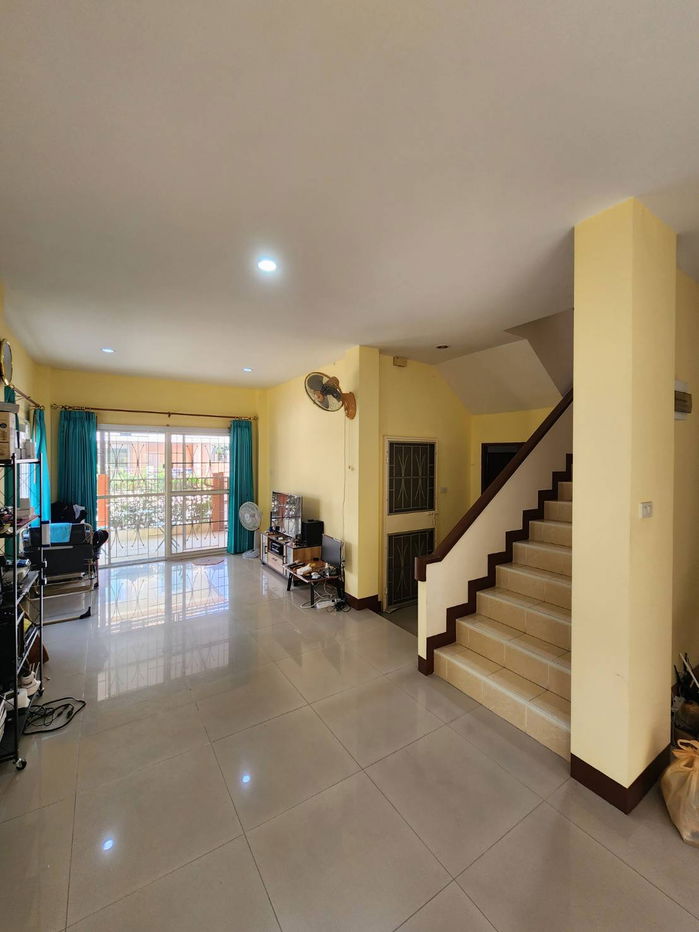 รูป ขายบ้านแฝด 2 ชั้น หมู่บ้านปัญฐิญา แพรกษา 35 ตร.ว. ทิศเหนือ ต่อเติมครบ พร้อมเข้าอยู่ (ติดต่อพูดคุยราคาได้) - รูปที่ 4/13