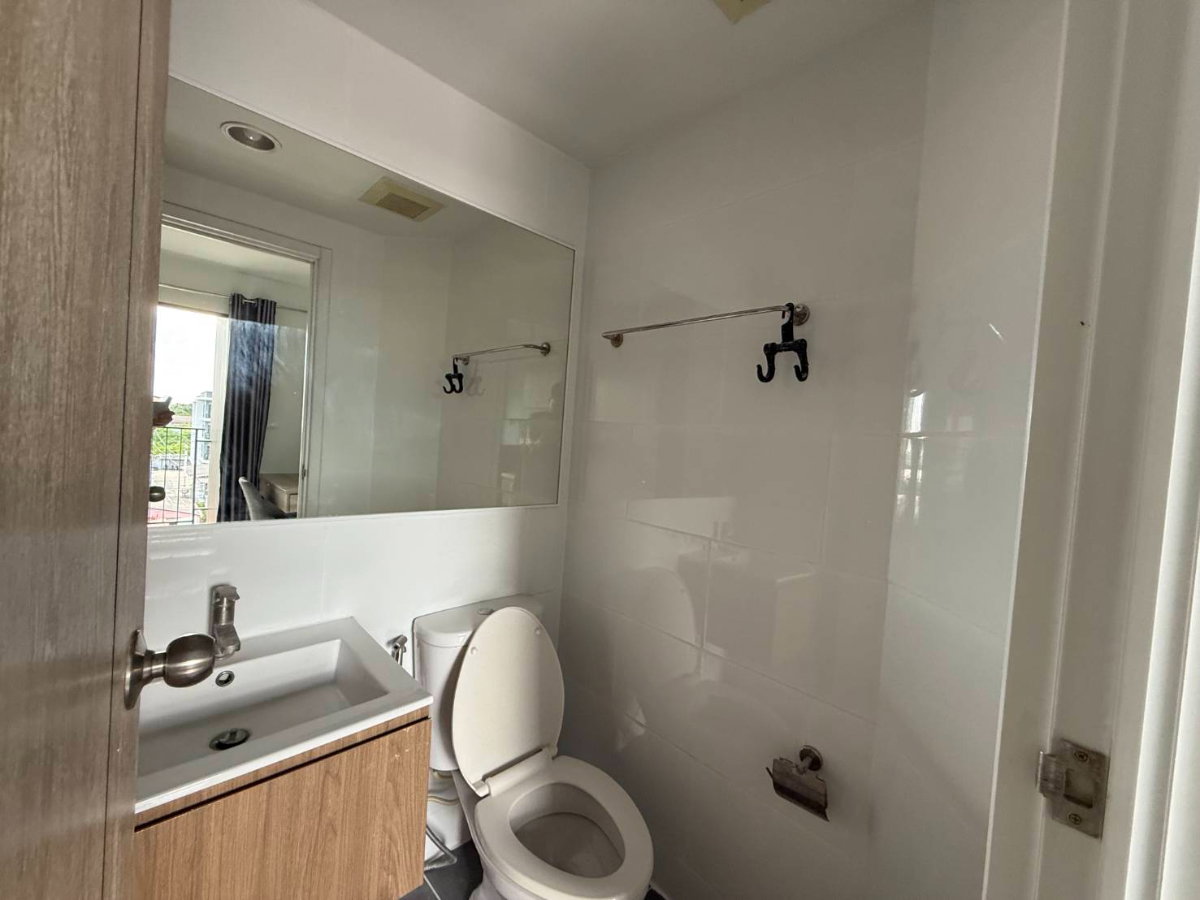 picture Condo For Rent!!The Excel Lasalle52 - 4/6