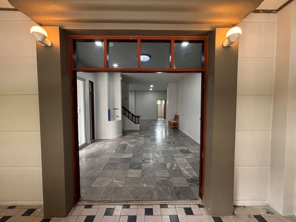 รูป RH122825 ให้เช่าบ้านทาวน์โฮม 3 ชั้น ซอยอ่อนนุช39 / ศรีนครินทร์ 24เดินไปสถานีรถไฟฟ้ากลันตัน10นาที (yellow line) - รูปที่ 4/23