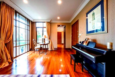 Houses for rent Charn Issara Tower 2 : LTH13760 – House for Rent | Baan Sansiri Sukhumvit 67 | 560 sqm | 5 Beds 6 Baths | 2 Storey | Near BTS Phra Khanong | 450K/Month | บ้านให้เช่า บ้านแสนสิริ สุขุมวิท 67