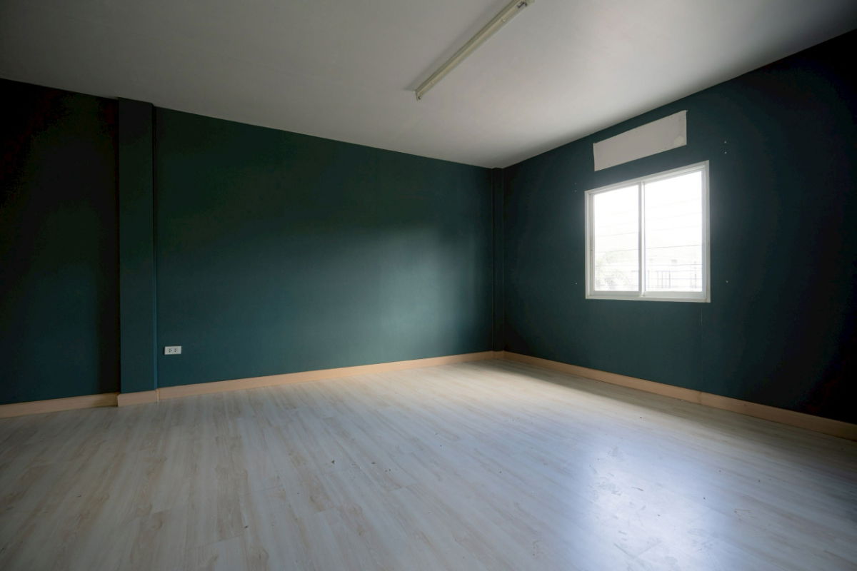 รูป อาคารพาณิชย์ 2 คูหา ห้องมุม หน้าโรงแรม 4 ดาว ทางไปสนามช้าง - รูปที่ 1/12