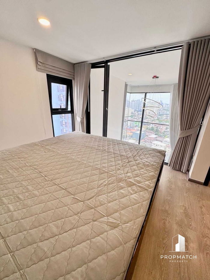 รูป  PM035865✨Flash Deal ✨SOHO Bangkok Ratchada (Duplex 1Bed 1Bath 48SQM.) พร้อมอยู่ ! เพียง 38,000 บาทต่อเดือน Tel.0981315848 @propmatch - รูปที่ 16/17