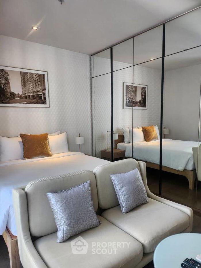 picture Studio Condo at Park Origin Phrom Phong near BTS Phrom Phong (ID 2035215) - 3/8