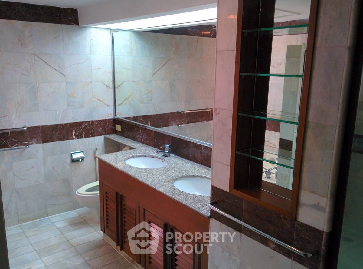 รูป คอนโด 3-ห้องนอน ที่ เพรสซิเดนท์ ปาร์ค คอนโดมิเนี่ยม ใกล้ MRT ศูนย์การประชุมแห่งชาติสิริกิติ์ (ID 2501396) - รูปที่ 32/39