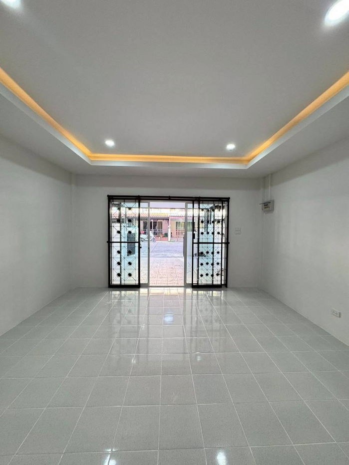 picture Baan Promphun Lak Kong Si WR-04101 - 3/12