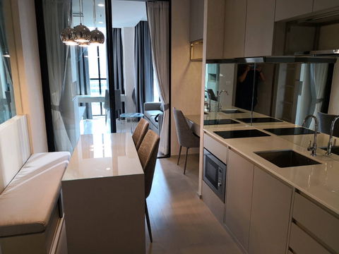 🟠For Rent - 1 Bedroom, 46 Sq.m Condo at Noble Ploenchit
