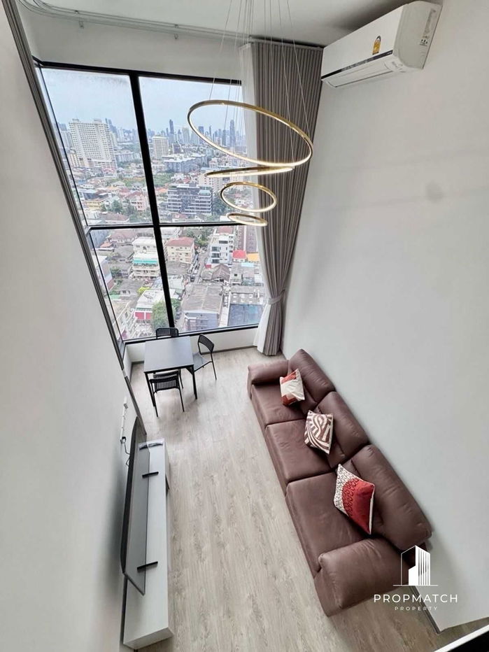 รูป  PM035865✨Flash Deal ✨SOHO Bangkok Ratchada (Duplex 1Bed 1Bath 48SQM.) พร้อมอยู่ ! เพียง 38,000 บาทต่อเดือน Tel.0981315848 @propmatch - รูปที่ 3/17
