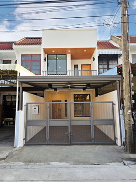 ST0021 | Townhouse for sale in Yu Charoen Village, Don Mueang. 💰 Only 2.45 million baht. ✈️ 5 minutes to Don Mueang Airport.