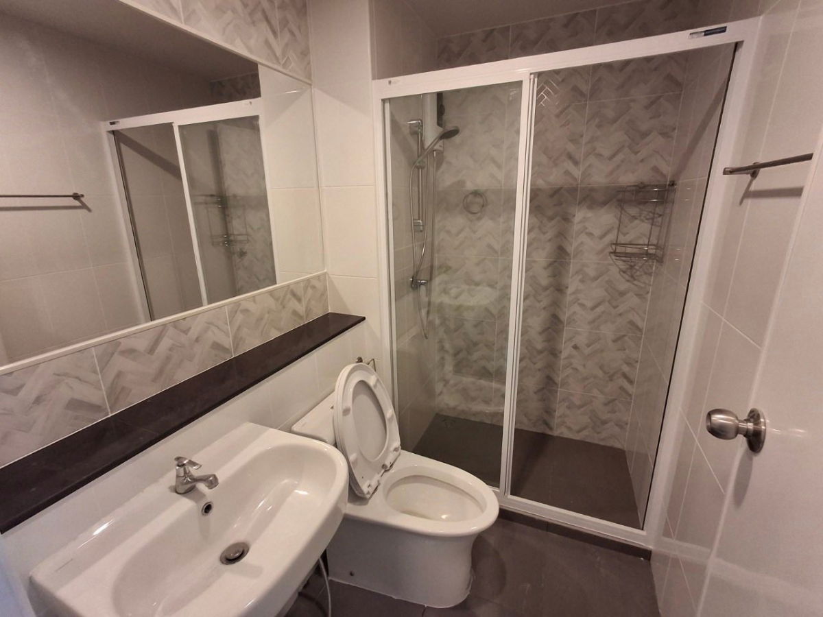 รูป (F2512095) ให้เช่า คอนโด รีเจ้นท์โฮม บางนา ชั้น 28 ขนาด 28 ตร.ม.  - รูปที่ 4/4