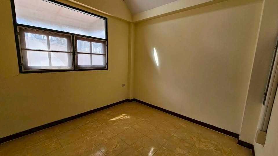 รูป LTHC13964 – House for Rent | Sukhumvit 20 | 400 sqm | 7 Beds 4 Baths | Near BTS Asoke | 120K/Month | บ้านให้เช่า สุขุมวิท 20 - รูปที่ 6/11