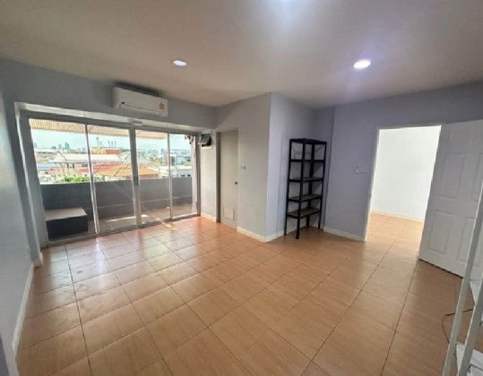 รูป ให้เช่าHome Office 4 ชั้น หมู่บ้านสินธานี รัชดา ลาดพร้าว ซอยลาดพร้าว 80 / ไม่มีเฟอร์นิเจอร์ / อยู่อาศัย หรือ เป็นสำนักงาน จดบริษัทได้ - รูปที่ 14/15