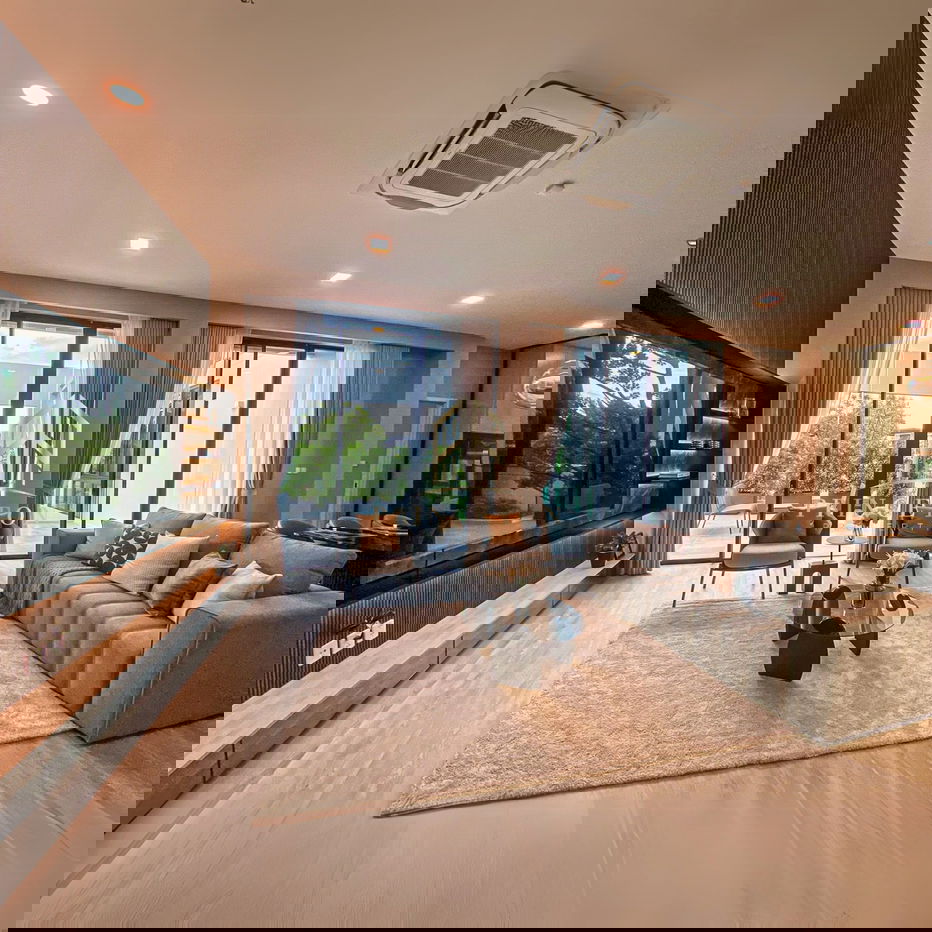 รูป ขายด่วนพร้อมผู้เช่าบ้านหรู วีเว่ กรุงเทพกรีฑา ติดโรงเรียน Wellington 4 ห้องนอน แปลงมุม  - รูปที่ 3/47