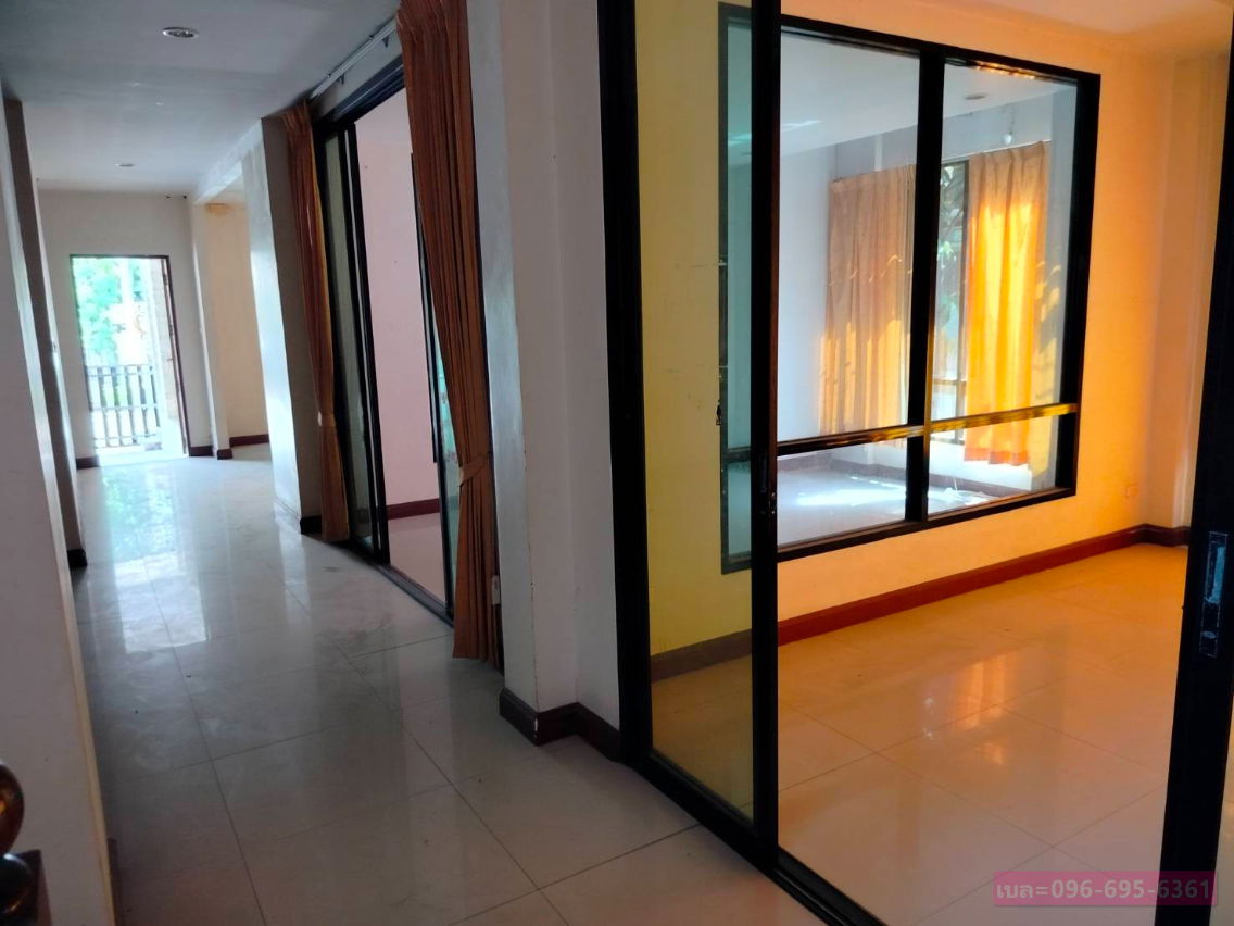 picture Single house 2 storey for sale Rattanawadee Thaweeewatthana - 11/25