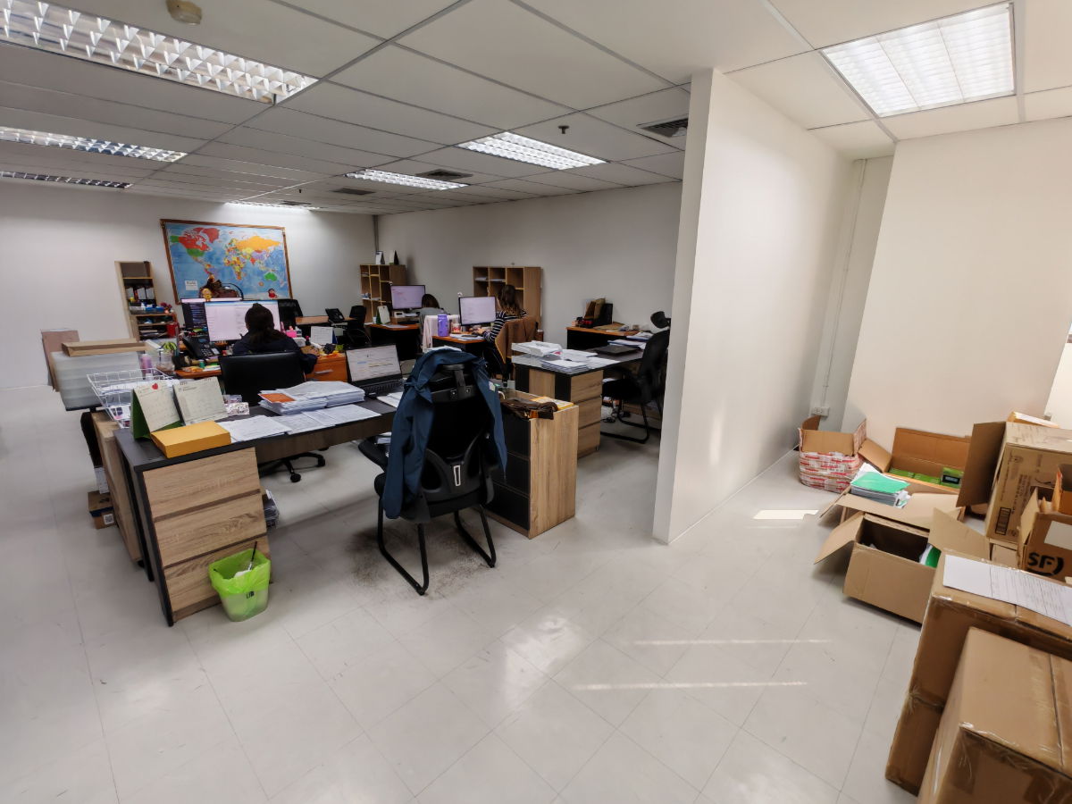 รูป รถไฟฟ้า พญาไท อยู่หน้าตึก Phayathai Plaza (พญาไท พลาซ่า) ขนาด 128 ตรม - รูปที่ 6/6