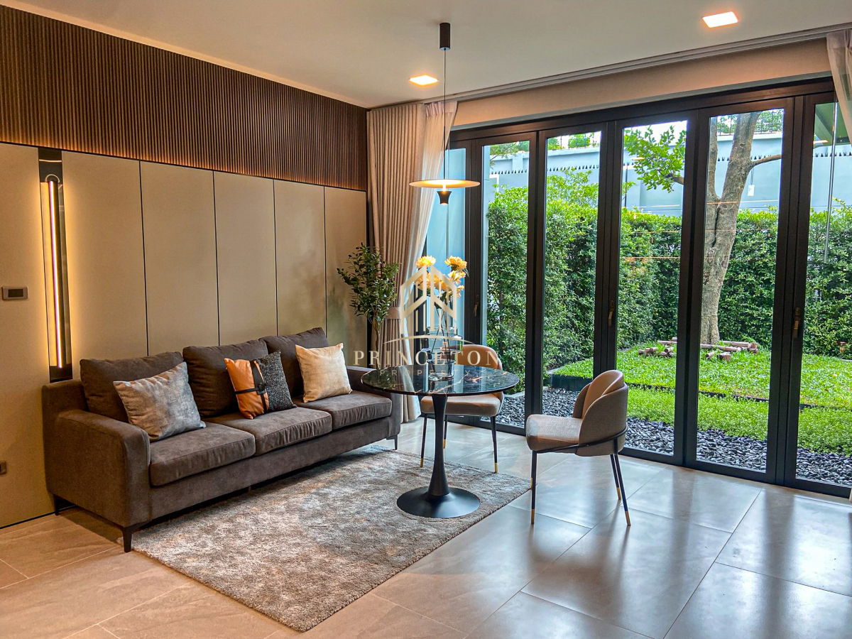 รูป ขายด่วนพร้อมผู้เช่าบ้านหรู วีเว่ กรุงเทพกรีฑา ติดโรงเรียน Wellington 4 ห้องนอน แปลงมุม  - รูปที่ 15/47