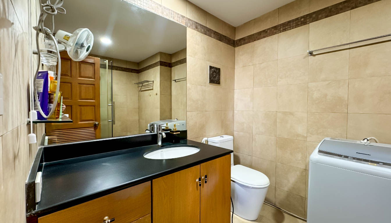 picture Paradise Condominium 2 Bedrooms for Sale Jomtien - 13/23