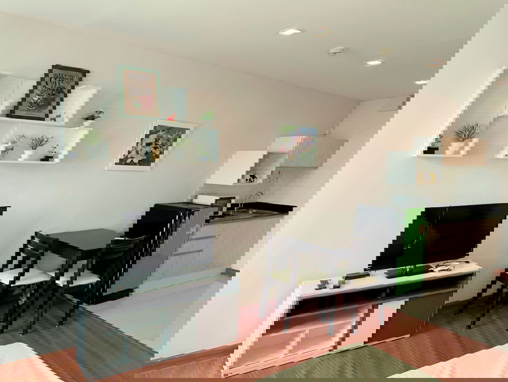 รูป Call : 091-545-5346 คอนโด แอร์ลิงค์ เรสซิเดนซ์ ใกล้ Airport Link ลาดกระบัง 29 ตารางเมตร ชั้น7 อาคาร 2 ตกแต่งครบ (ขายพร้อมผู้เช่า) - รูปที่ 4/11