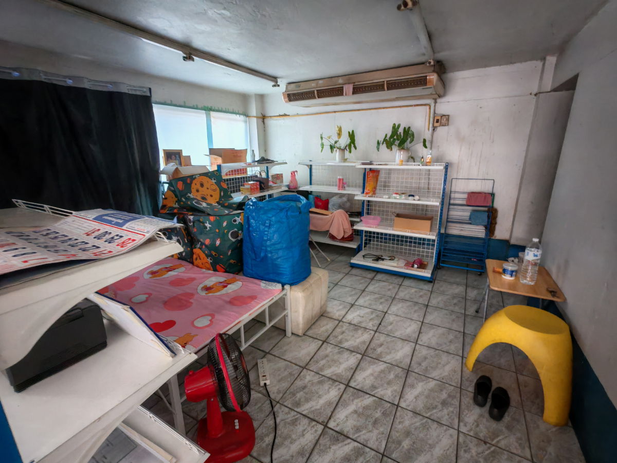 รูป ทำเลดี ติดถนนใหญ่ หน้ากว้าง ตึกแถว อรุณอัมรินทร์  - รูปที่ 4/12