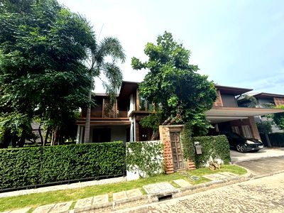 Houses for rent : Beautiful corner house, fully furnished, ready to move in. Burasiri Pattanakarn.