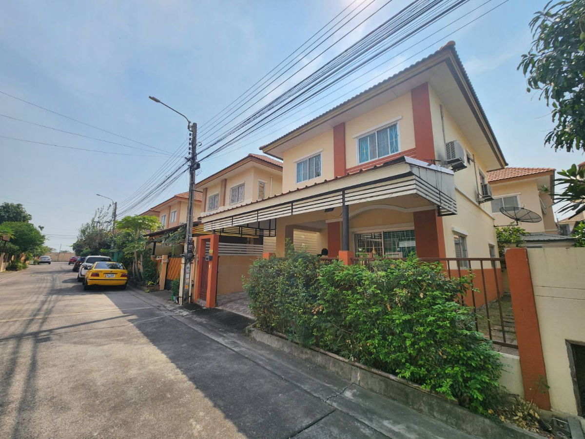 รูป ขายบ้านแฝด 2 ชั้น หมู่บ้านปัญฐิญา แพรกษา 35 ตร.ว. ทิศเหนือ ต่อเติมครบ พร้อมเข้าอยู่ (ติดต่อพูดคุยราคาได้) - รูปที่ 2/13