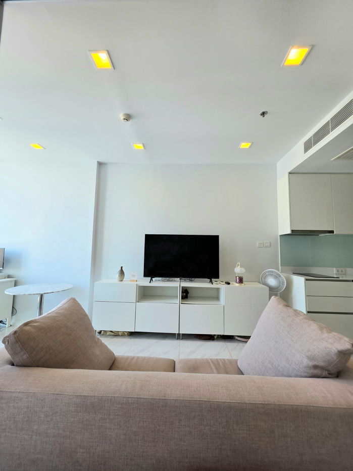 รูป [เจ้าของขายเอง] HYDE Sukhumvit 11  คอนโดใจกลางสุขุมวิท ห้องสวย พร้อมอยู่  ขนาด 34 ตร.ม. | ชั้น 12A | วิวเมืองสวย  - รูปที่ 2/24