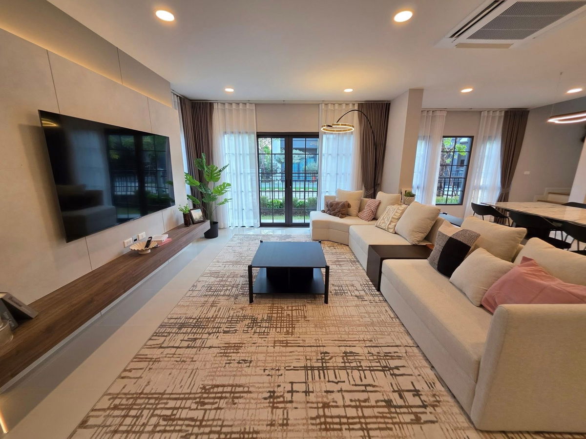 รูป ❤️For Rent : Luxury House Centro bangna บ้านหลังใหญ่ 68 วา 4 นอน 5 น้ำ แปลงมุม - รูปที่ 11/12