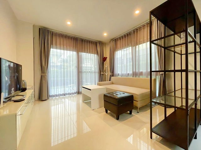 รูป วิวสวนหลังบ้าน 4นอน วงแหวน-ลำลูกกา คลอง 6 ตลาดพึ่งสุข 1.6 กม.โลตัส บึงคำพร้อย 1.5 กม. เช่าบ้านเดี่ยว 2 ชั้น 3 น้ำ - รูปที่ 4/8