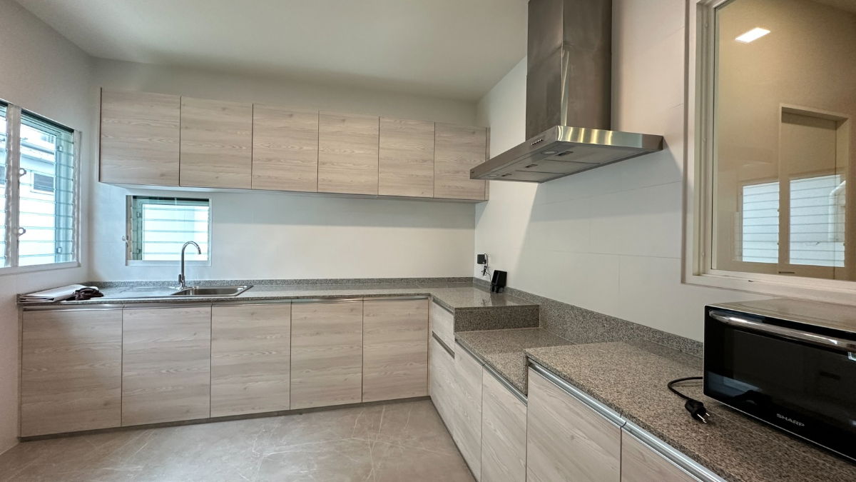 รูป บ้านเดี่ยวให้เช่า เพิ่งตกแต่งเสร็จ โครงการ มัณฑนา บางนา-วงแหวน - รูปที่ 10/36