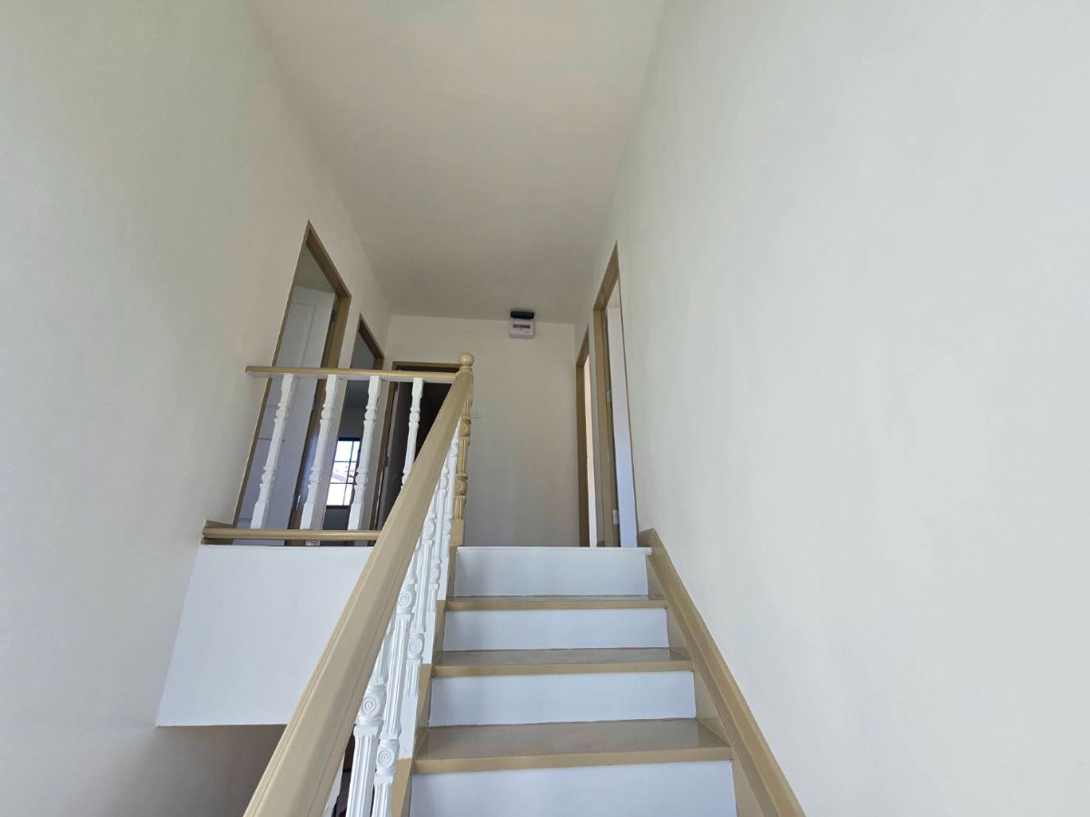 รูป ้บ้านเดี่ยวนิมิตใหม่40 โฮม5 หมู่บ้านเคซี.การ์เด้นโฮม บ้านรีโนเวทใหม่ทั้งหลัง แถมฟรีเฟอร์นิเจอร์ พื้นที่กว้างมากทำเลดี - รูปที่ 32/44